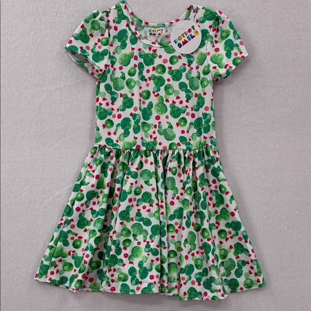 3For$20 Dot Dot SmileGreen and Piny Patterned Kids Dress size 2T